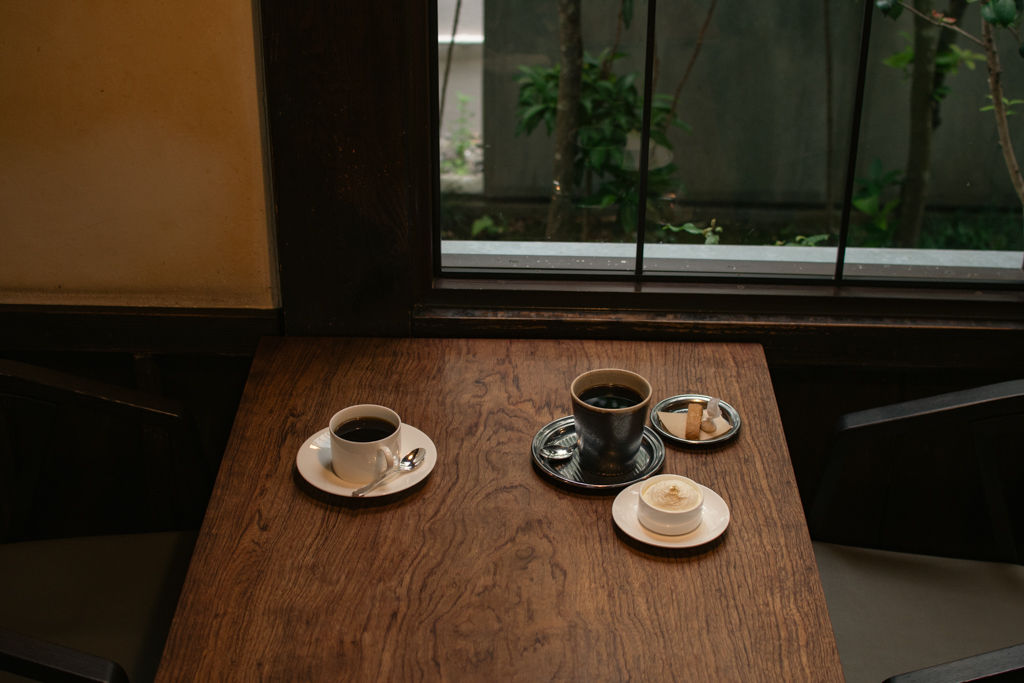 なじみの喫茶店”のコーヒーは 海を越え、時を超えて愛される - Lacycle