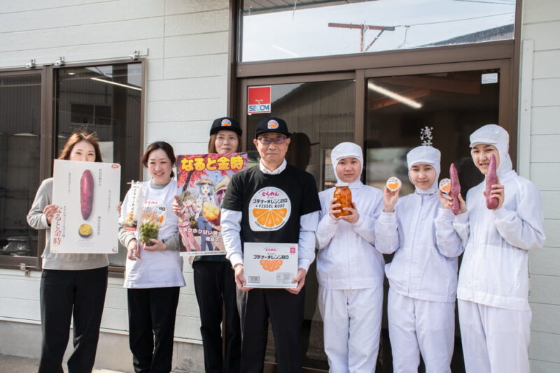 浅井缶詰で働くみなさん