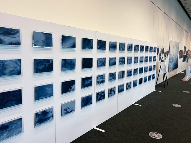 あわぎんBASE3階での展示の様子