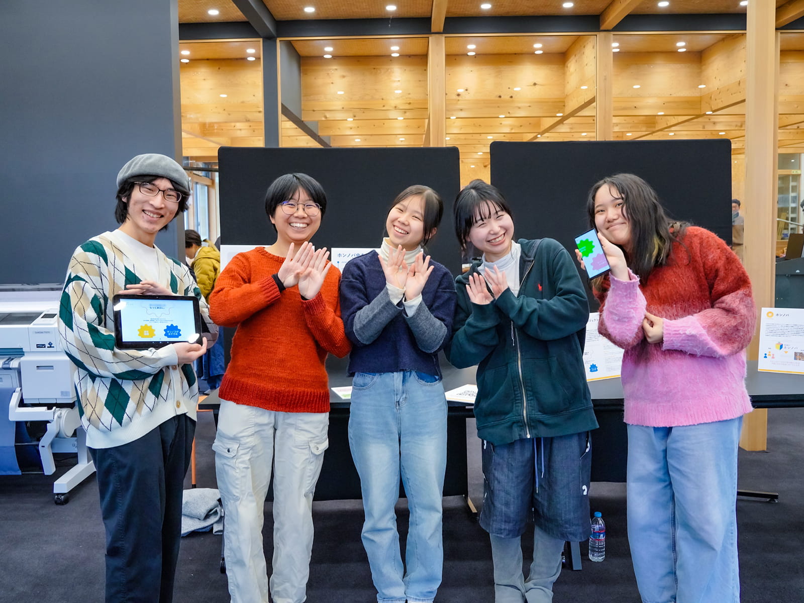 まちの本棚プロジェクト、「ホンノバ」のメンバー